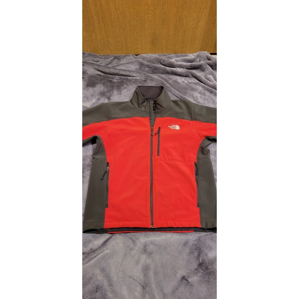 The North Face Men's MEDIUM Apex Bionic Windwall Softshell Jacket Red Gray